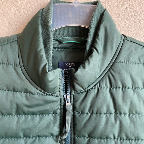J. Crew Green Quilted Vest Women’s or Men’s - Picture 4 of 9